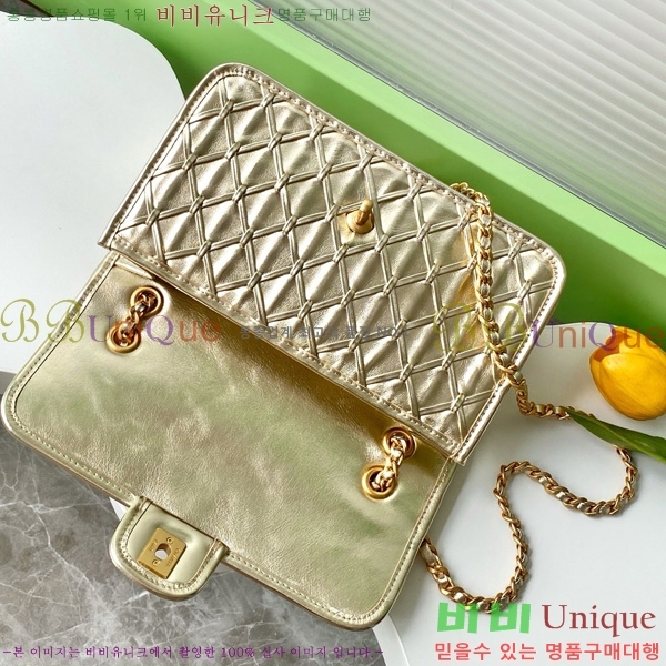 #*  ÷ AS4795-101