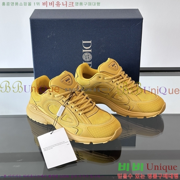   Ŀ DR974928-4