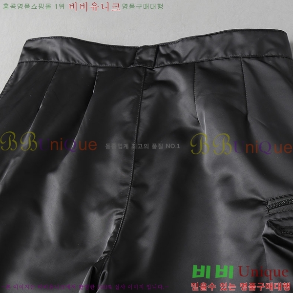  ݹ P256741-1