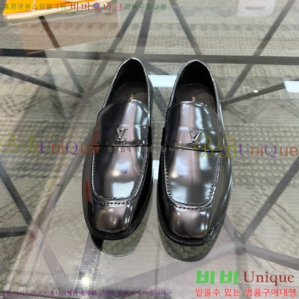  ̺  LR559062