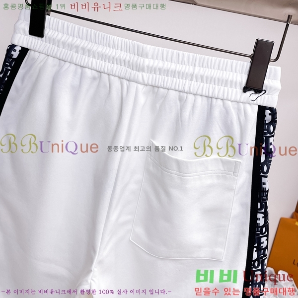   ݹ D2551377