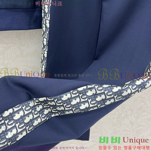   Ʈ DO215077-1