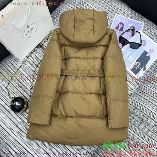  ٿ е PA1715777-11