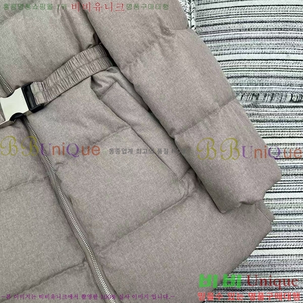   ٿ е PA1715777-12