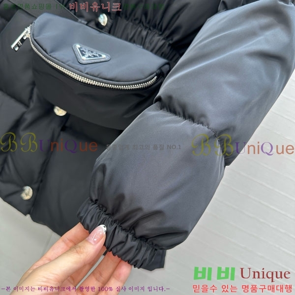   ٿ е PA1715777-14