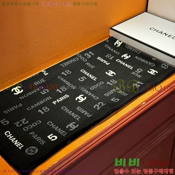 #* ÷/ī BB670565