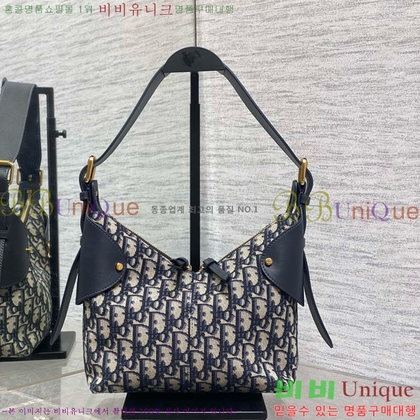 #    M2845-201