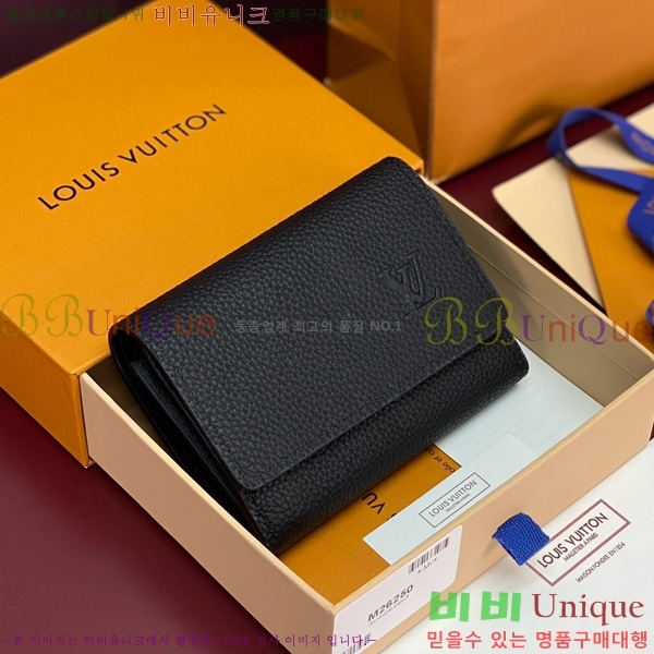 #̺   M26250-302 
