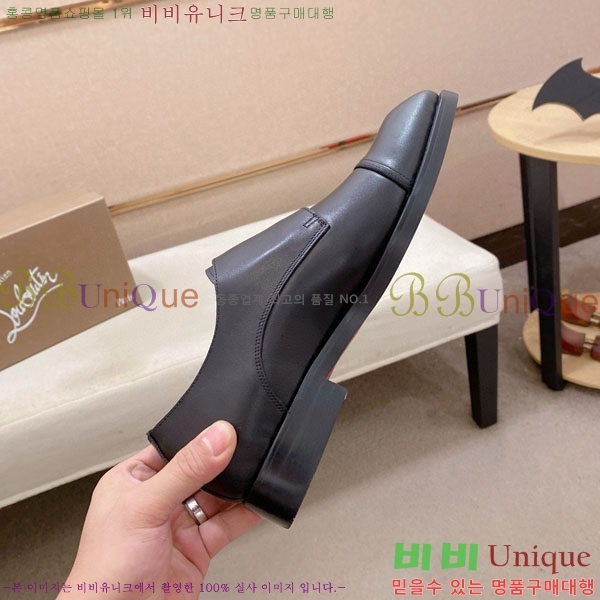  ũ  CL2577757-2