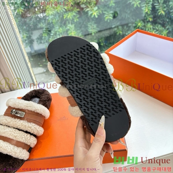 ޽    H3660021-1