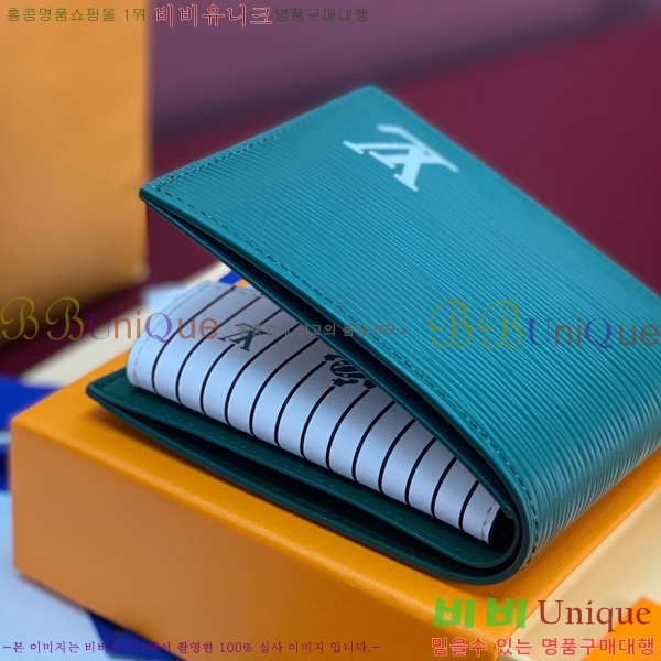 #̺  M25996-101