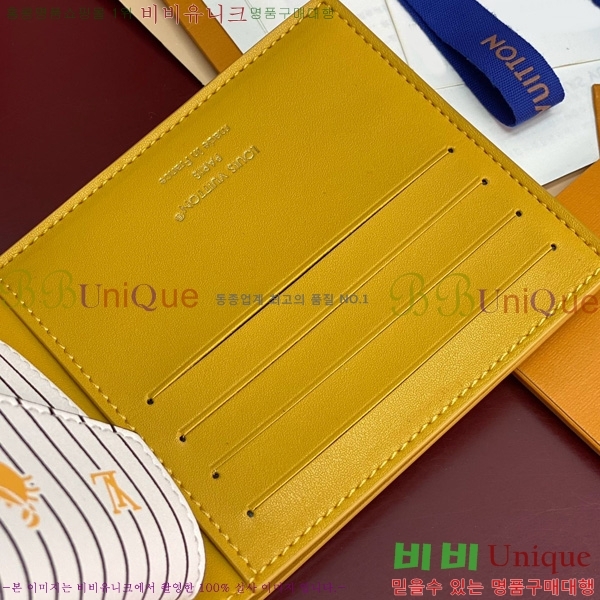 #̺  M25996-102
