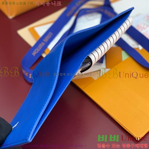 #̺  M25996-103