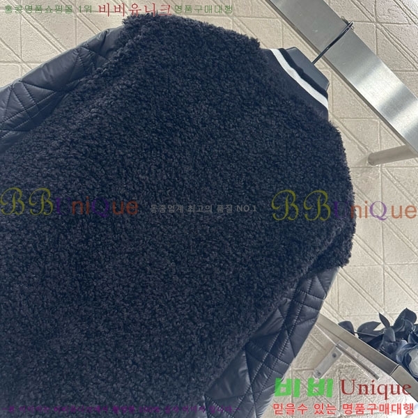   е  DO144560-4