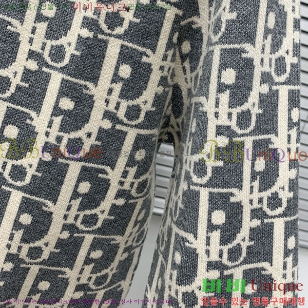    DOI5372-3