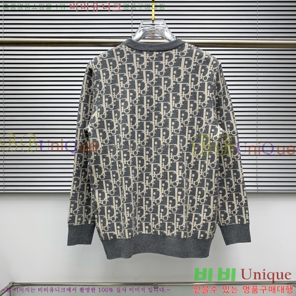    DOI5372-3