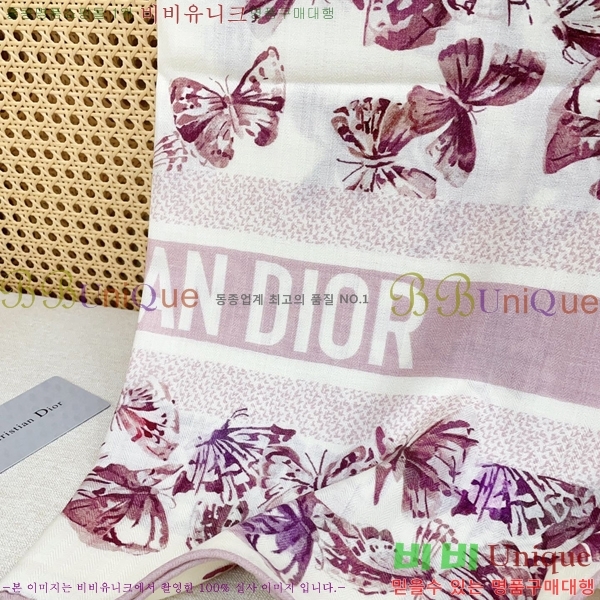 # ÷/ī D4520104-2