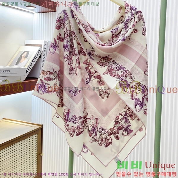# ÷/ī D4520104-2