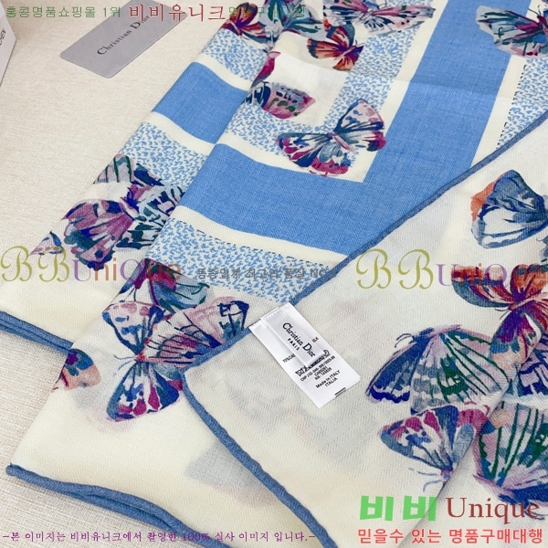 # ÷/ī D4520104-1