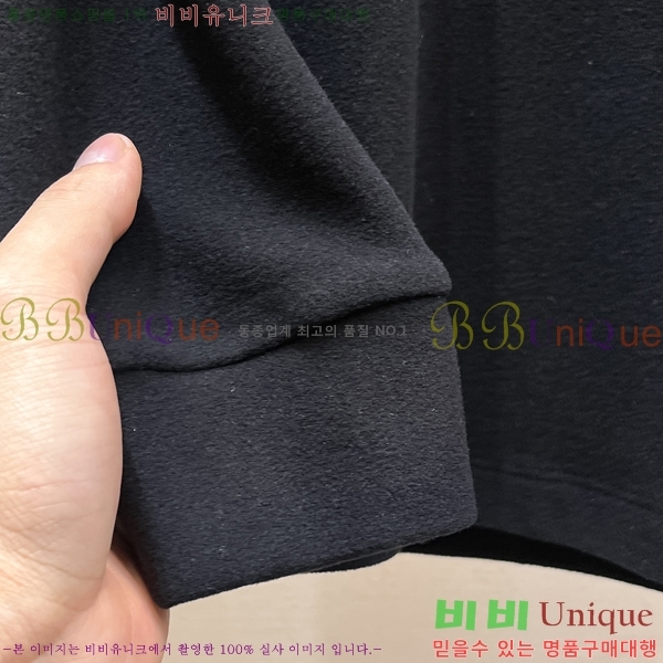   Ƽ P78664-4