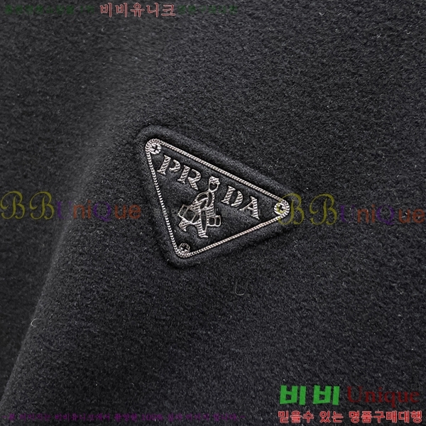   Ƽ P78664-4