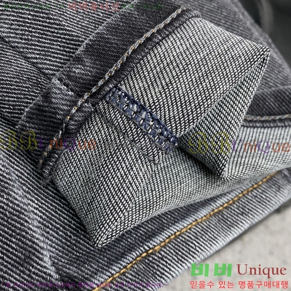   û GU247861