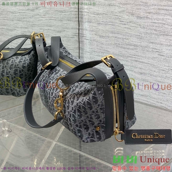 # D-Journey Ϲ  M2416-103