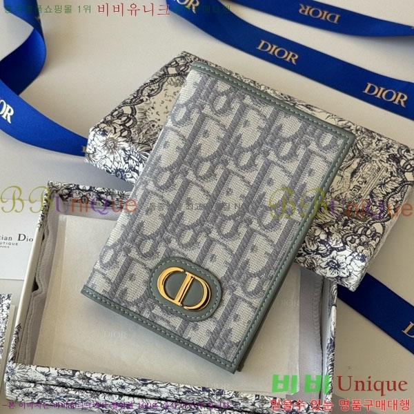 # 30 Montaigne  ̽ S2353-404